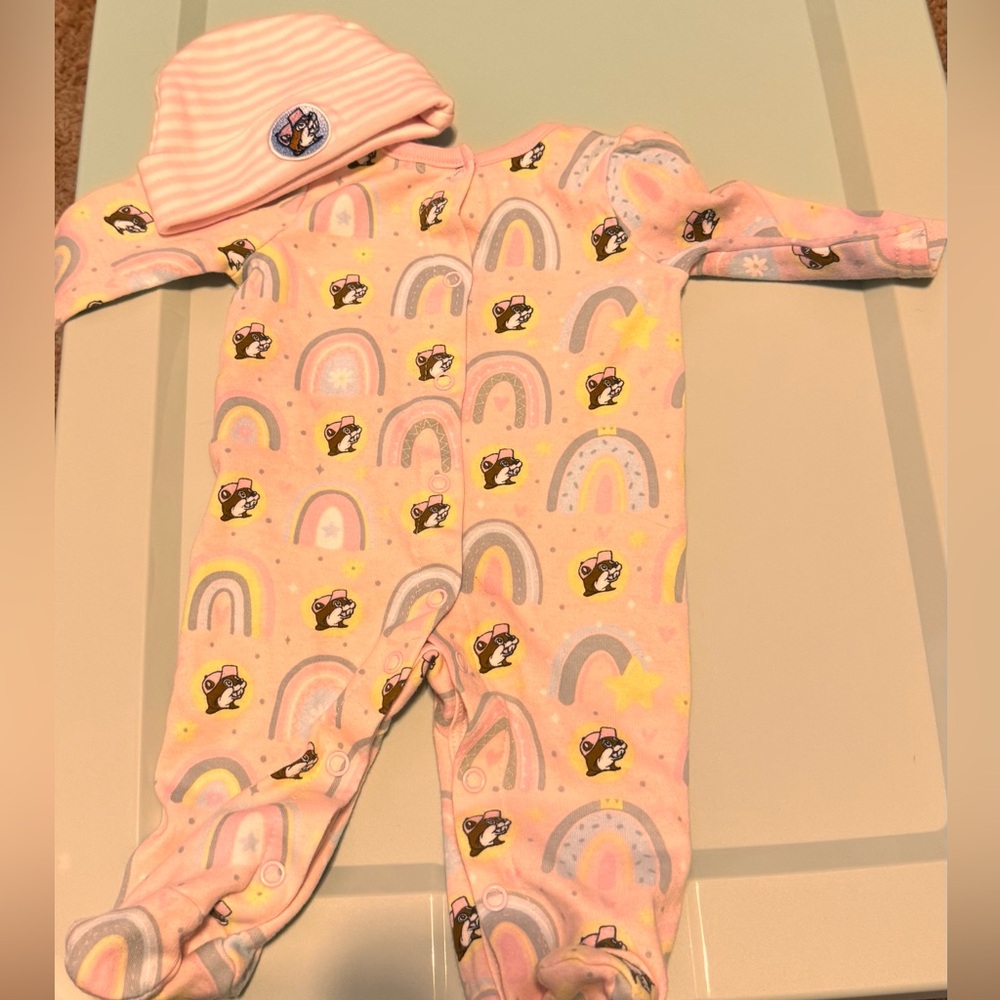 Charming Buc-ee’s Pink Rainbow Baby’s Footie and hat